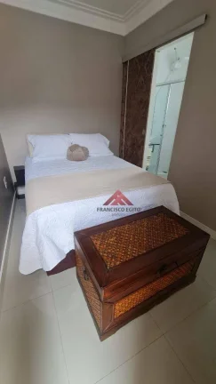 Imagem Casa com 3 dormitórios à venda, 200 m² por R$ 520.000,00 - Barro Vermelho - São Gonçalo/RJ