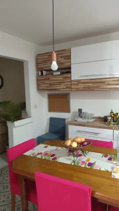 Imagem VENDO LINDA CASA DE 03 DORMITÓRIOS NO BAIRRO VILA CANAÃN!