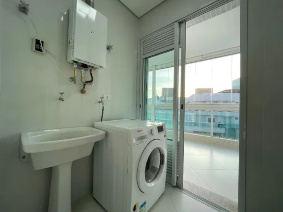 Imagem Excelente cobertura de luxo à venda na Riviera de São Loure Módulo 08 em Bertioga-SP: 4 quartos, 4 suítes, 2 salas, 2 vagas, 209,00m². Venha conferir!