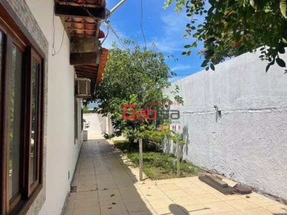 Imagem Casa com 4 dormitórios à venda, 600 m² por R$ 2.000.000,00 - Ogiva - Cabo Frio/RJ
