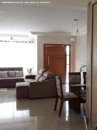 Imagem Casas Financiáveis para Venda em Sarandi, São Jose III, 3 dormitórios, 1 suíte, 2 banheiros, 2 vagas