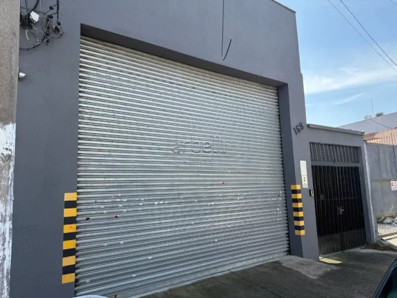 Imagem Galpão com área total de 310 M² e 170 M² de área construída, escritório, 4 banheiros e depós...