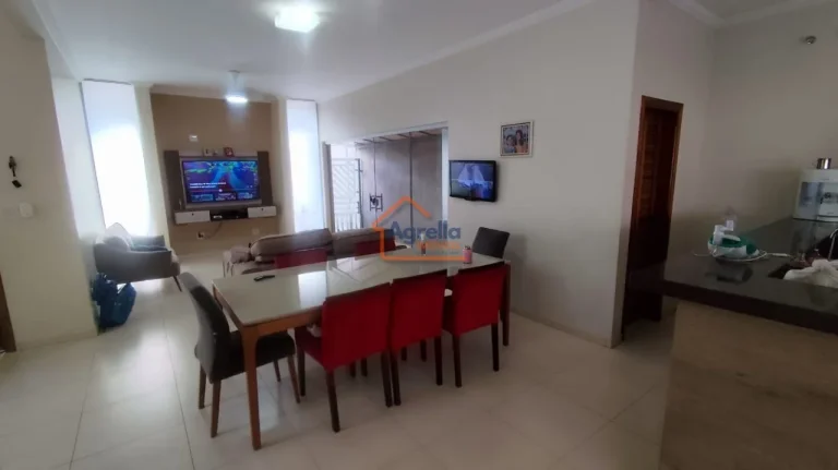 Imagem Casa à venda no bairro Jardim Patrícia - Mogi Mirim/SP