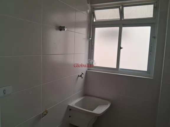 Imagem Bela casa sobreposta duplex recém-construída em Santos no bairro da Aparecida com 3 dormitórios, uma suíte e piscina a venda por R$ 1.175.000,00.