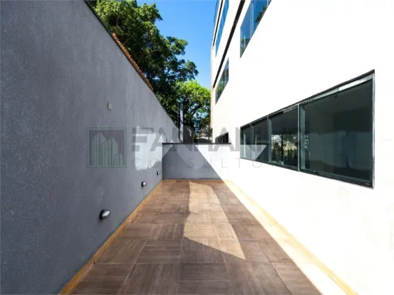 Imagem Imperdível Prédio monousuário Comercial à Venda em SP: 10 Salas, 6 Banheiros, 35 Vagas no Alto de Pinheiros - 1.344m²!