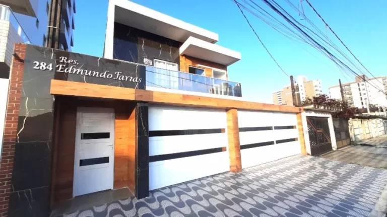 Imagem CASA SOBREPOSTA NA MIRIM 2 DORMITÓRIOS 1 VAGA!!!