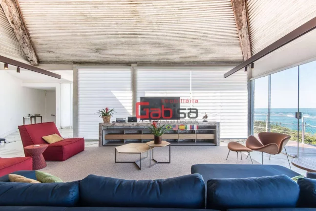Imagem Casa com 5 dormitórios à venda, 431 m² por R$ 3.200.000 - Village de Búzios - Armação dos Búzios/RJ
