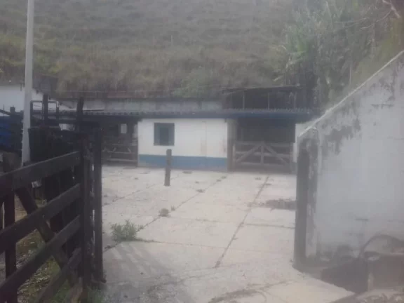 Imagem SÍTIO DE 21 HECTARES, COM CASA SEDE E DE CASEIRO. BOM SUCESSO - SÃO JOSÉ DOS CAMPOS/SP