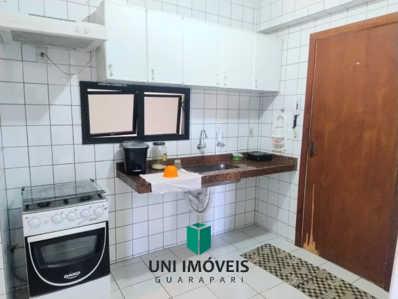 Imagem Oportunidade no Centro de Guarapari: Apartamento Amplo com 2 Quartos + Quarto Reversível e garagem