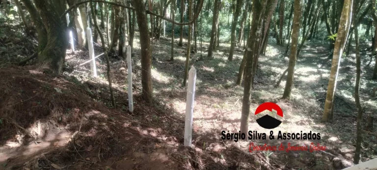 Imagem Terreno a Venda Localizado na Região da Vila Natal em Campos do Jordão -SP.