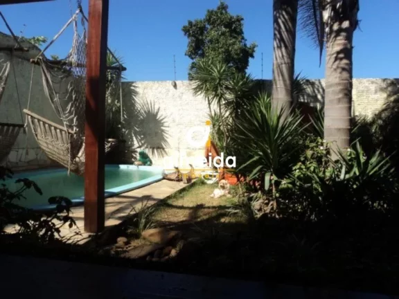 Imagem Casa 3 dormitórios à venda Centro Santa Maria/RS