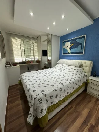 Imagem Venha morar em uma cobertura em local previlegiado em icarai,proximo ao Campo de São Bento,com comércio no entorno,imovél amplo,com vista previlegida