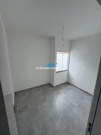 Imagem Casa para Venda em Feira de Santana, Papagaio, 2 dormitórios, 1 suíte, 1 banheiro, 2 vagas