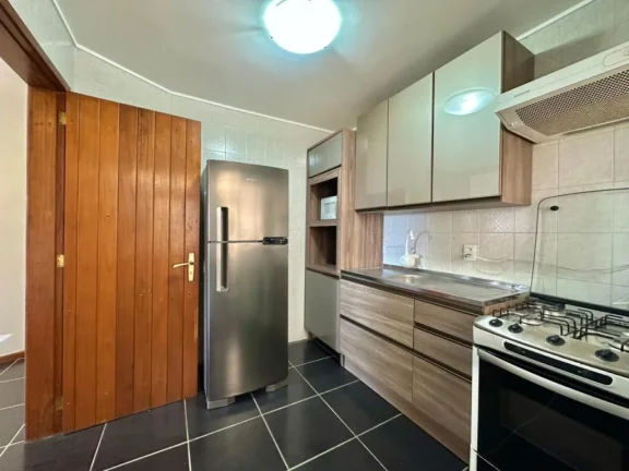 Imagem Apartamento 2Dórmitórios dependência - Bairro Zona Nova