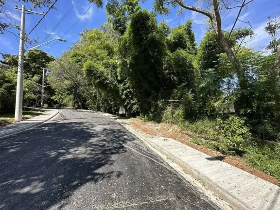 Imagem Lote 907,00 m² - Bolsão FECHADO no Miolo da Granja Viana!
