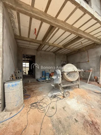 Imagem Sobrado em Obras à Venda no Condomínio Jardim dos Lírios - Entrega em Maio /2026

Este moderno so...