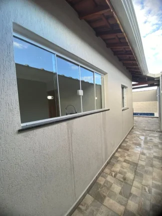 Imagem Casa para Venda em Itanhaém, Nossa Senhora do Sion, 2 dormitórios, 1 suíte, 2 banheiros, 2 vagas