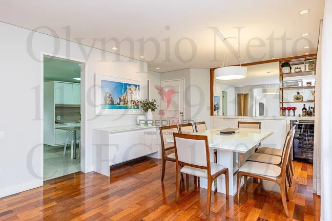 Imagem Lindo Apartamento com Terraço, 2 Vagas , lazer com piscina aquecida , em Moema