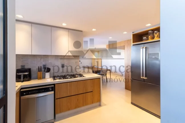 Imagem Apartamento na Rua Tito 19 com 3 suítes e 3 vagas, 187m²