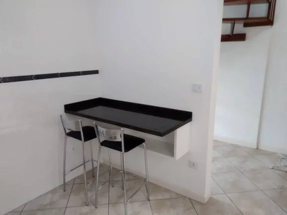 Imagem Sobrado com 3 dormitórios para alugar, 114 m² por R$ 3.100/mês - Vila Pires - Santo André/SP