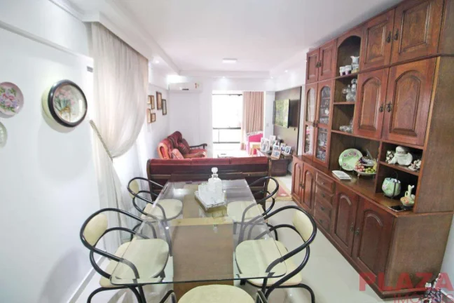 Imagem Apartamento com 2 quartos de Temporada, Centro - Balneário Camboriú