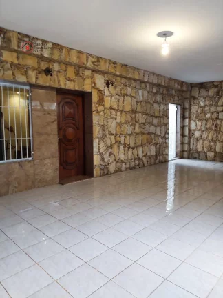 Imagem CASA TÉRREA COM 3 DORMITÓRIOS A VENDA NA VILA ZELINA, COM QUINTAL, CHURRASQUEIRA, JARDIM E PISCINA. A 10 MINUTOS A PÉ DO METRÔ VILA PRUDENTE.