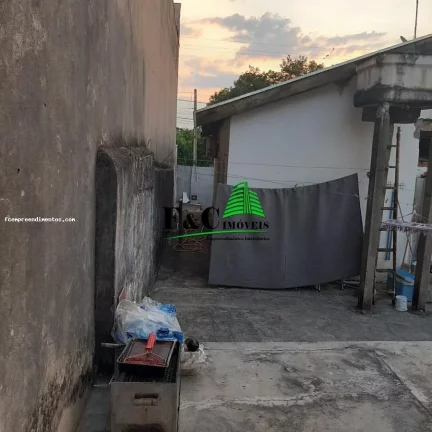 Imagem Casa para Venda em Limeira, Jardim Boa Esperança, 3 dormitórios, 1 banheiro, 2 vagas