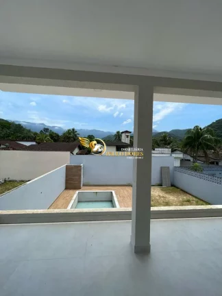 Imagem CASA À VENDA MODERNA E CHARMOSA-RECÉM CONSTRUÍDA COM VISTA PARA A NATUREZA EM CONDOMÍNIO FECHADO EM UBATUBA-SP