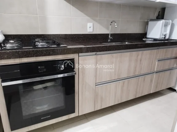 Imagem Lindo apartamento com 3 quartos sendo 1 suíte. A sala ampla, banheiros com box de vidro. Sacada gou...