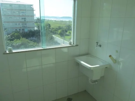 Imagem Apartamento com 2 dormitórios à venda, 90 m² por R$ 650.000,00 - Braga - Cabo Frio/RJ