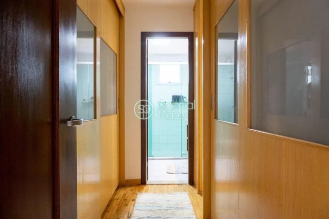Imagem Reformado com ótima planta na Vl Romana Apartamento amplo, rico em armários, varanda envidraçada,...