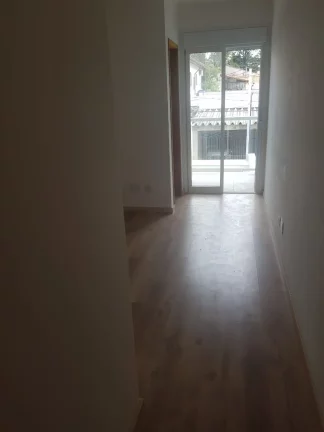 Imagem VENDO SOBRADO COM 03 SUÍTES NO BAIRRO VILA ERNA! (CUPECÊ)