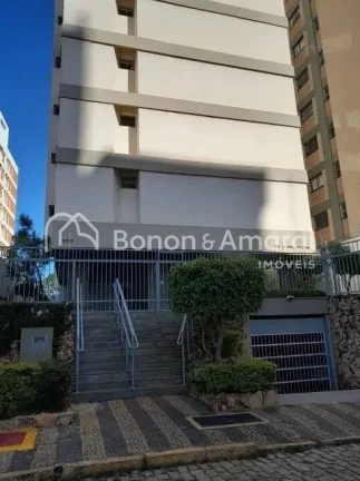 Imagem Espaçoso apartamento totalmente renovado, oferecendo 117m² de conforto e elegância. Com 3 quartos...
