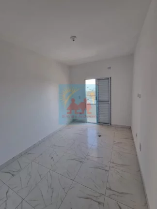 Imagem Maravilhoso Sobrado em Condomínio a Apenas 200 Metros do Mar em Praia Grande/SP - 310mil