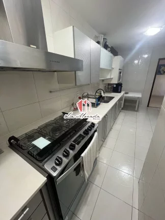 Imagem Residencial Felini - Vieiralves, 5Qtos, 2 vgs soltas, 150m², Oportunidade!