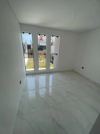 Imagem Linda Casa na Fazenda Rio Grande - Imóvel Novo