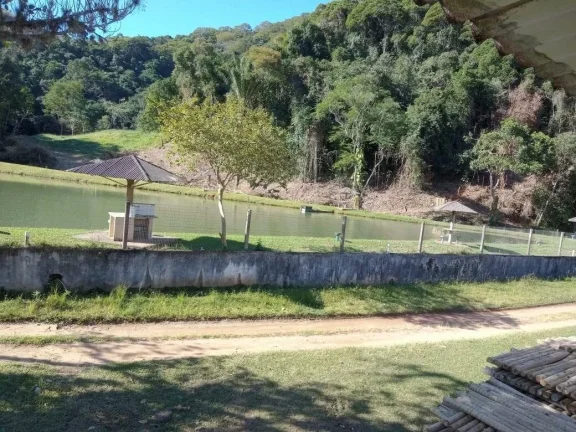 Imagem VENDO FAZENDA EM CASiMIRO DE ABREU, COM NASCENTE,CACHOEIRA,LAGO PARA PEIXE
