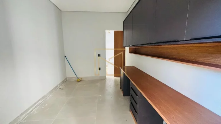 Imagem Linda Casa à Venda no Residencial Jardim do Jatobá em Hortolândia