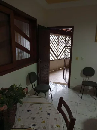 Imagem Casa com 2 dormitórios à venda, 72 m² por R$ 450.000 - Caiçara - Praia Grande/SP