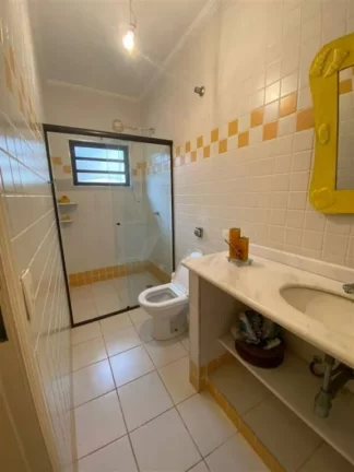 Imagem CASA COM 180 m² - -