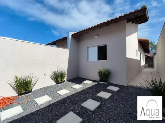 Imagem Casa para Venda em Itanhaém, Savoy, 2 dormitórios, 1 suíte, 1 banheiro, 2 vagas