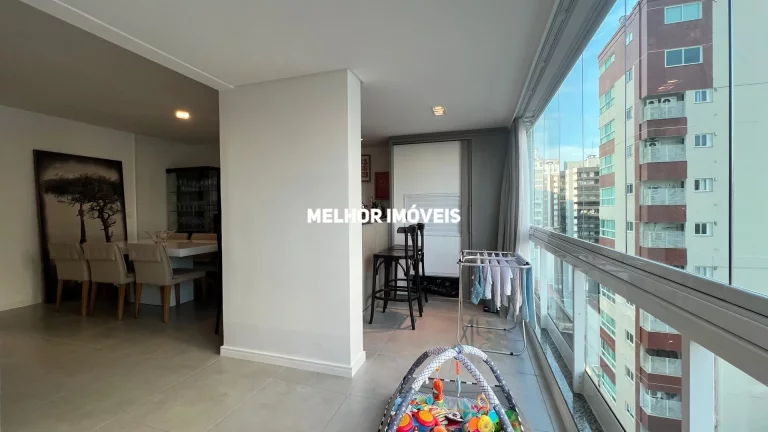Imagem Apartamento com 03 dormitórios a venda, 119 m² - Centro Balneário Camboriú