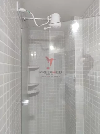 Imagem Vende-se flat Mobiliado ,super bem localizada na praia de Boa Viagem. Recife