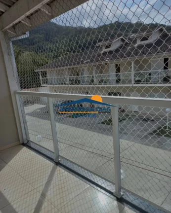 Imagem Sobrado com 2 dormitórios, 2 suites à venda, 100 m² por R$ 350.000 - Cidade Jardim - Caraguatatuba/SP