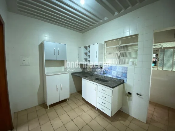 Imagem Imperdível: Apartamento 3 quartos, 1 vaga, elevador e armários planejados no Jardim Paraná, Londrina - PR. Apenas R$ 229 mil! Localização privilegiada!