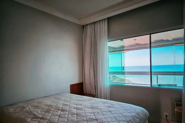 Imagem Apartamento Vista Mar com 3 dormitórios sendo 1 suíte e 1 vaga de garagem em Balneário Camboriú