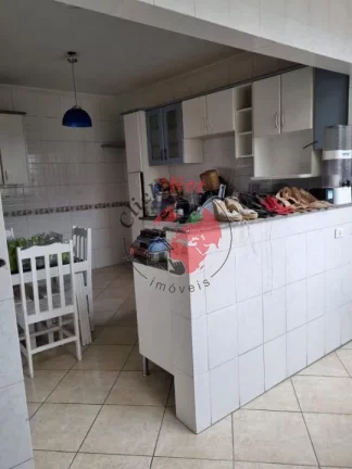 Imagem Amplo Apartamento em Prédio Sem Condomínio à Venda no bairro Vila Guiomar em Santo André