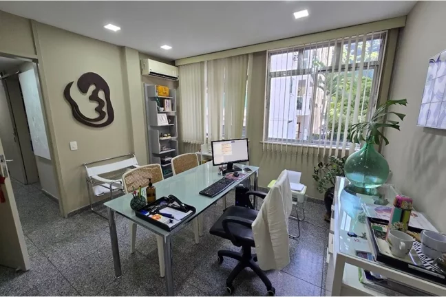 Imagem Conjunto de 3 salas comerciais com 82m2 COM VAGA em Botafogo