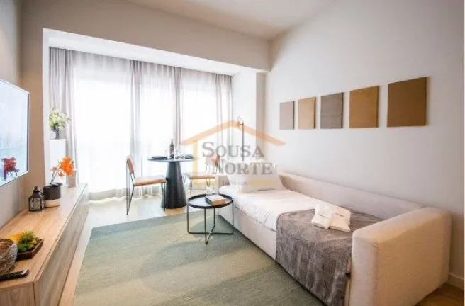 Imagem Apartamento mobiliado com 39m², 1 suíte, varanda, ar-condicionado na sala e no quarto, cozinha equ...