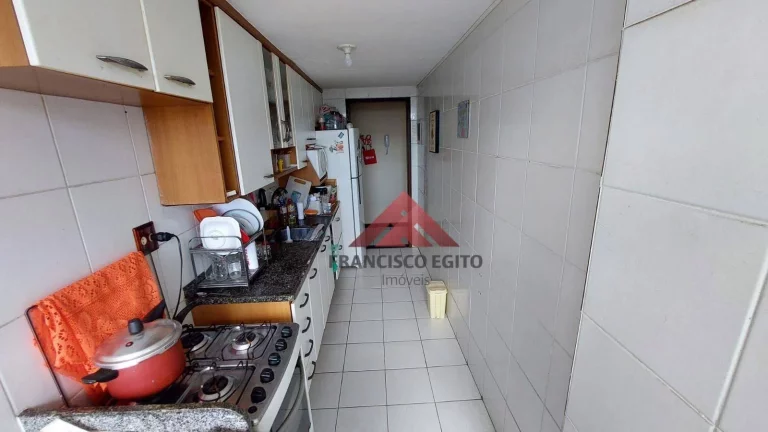 Imagem Apartamento com 2 dormitórios à venda, 70 m² por R$ 215.000,00 - Mutuá - São Gonçalo/RJ